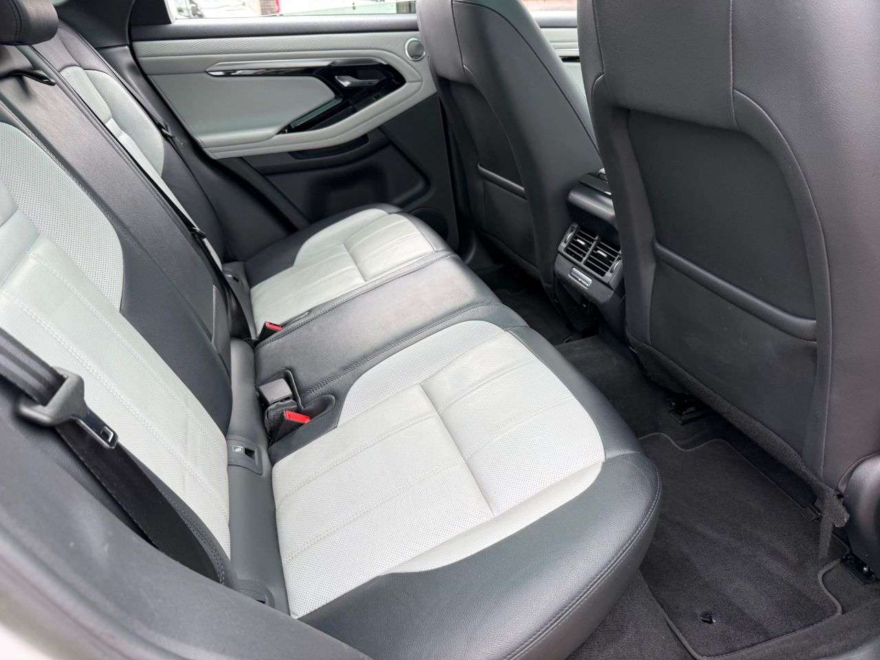 2022 LAND ROVER RANGE ROVER EVOQUE 2022 LAND ROVER RANGE ROVER EVOQUE