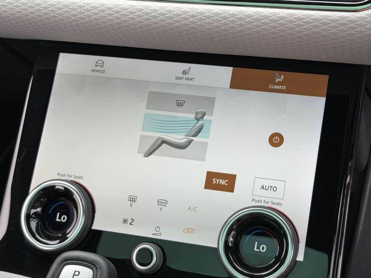 2022 LAND ROVER RANGE ROVER EVOQUE 2022 LAND ROVER RANGE ROVER EVOQUE