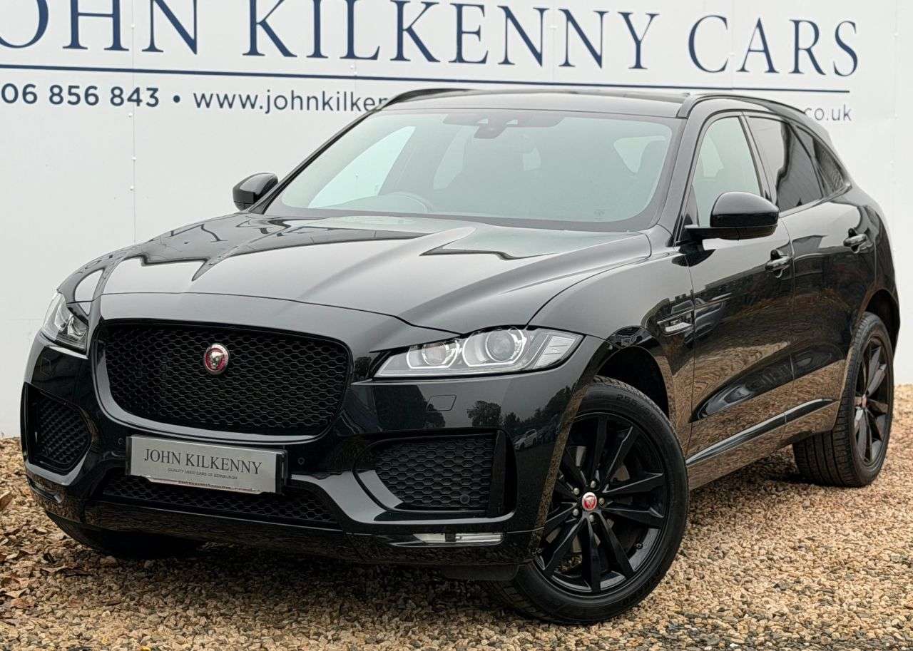 A 2020 JAGUAR F-PACE 2.0 D180 Chequered Flag SUV 5dr Diesel Auto AWD Euro 6 (s/s) (180 ps) A 2020 JAGUAR F-PACE 2.0 D180 Chequered Flag SUV 5dr Diesel Auto AWD Euro 6 (s/s) (180 ps)