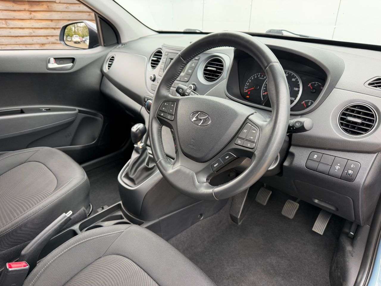 2017 HYUNDAI I10 2017 HYUNDAI I10