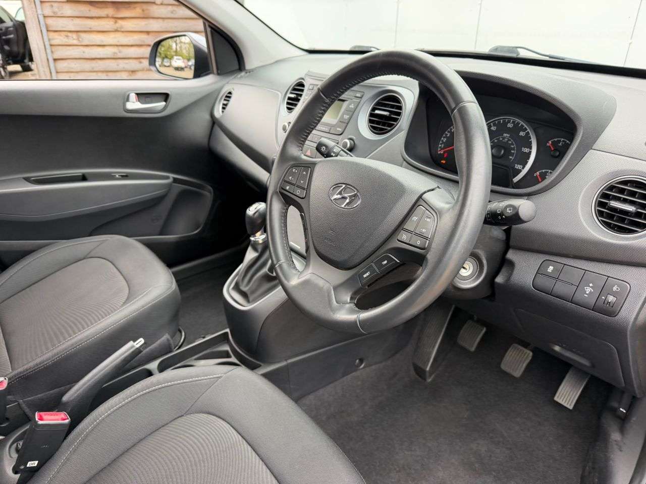 2017 HYUNDAI I10 2017 HYUNDAI I10