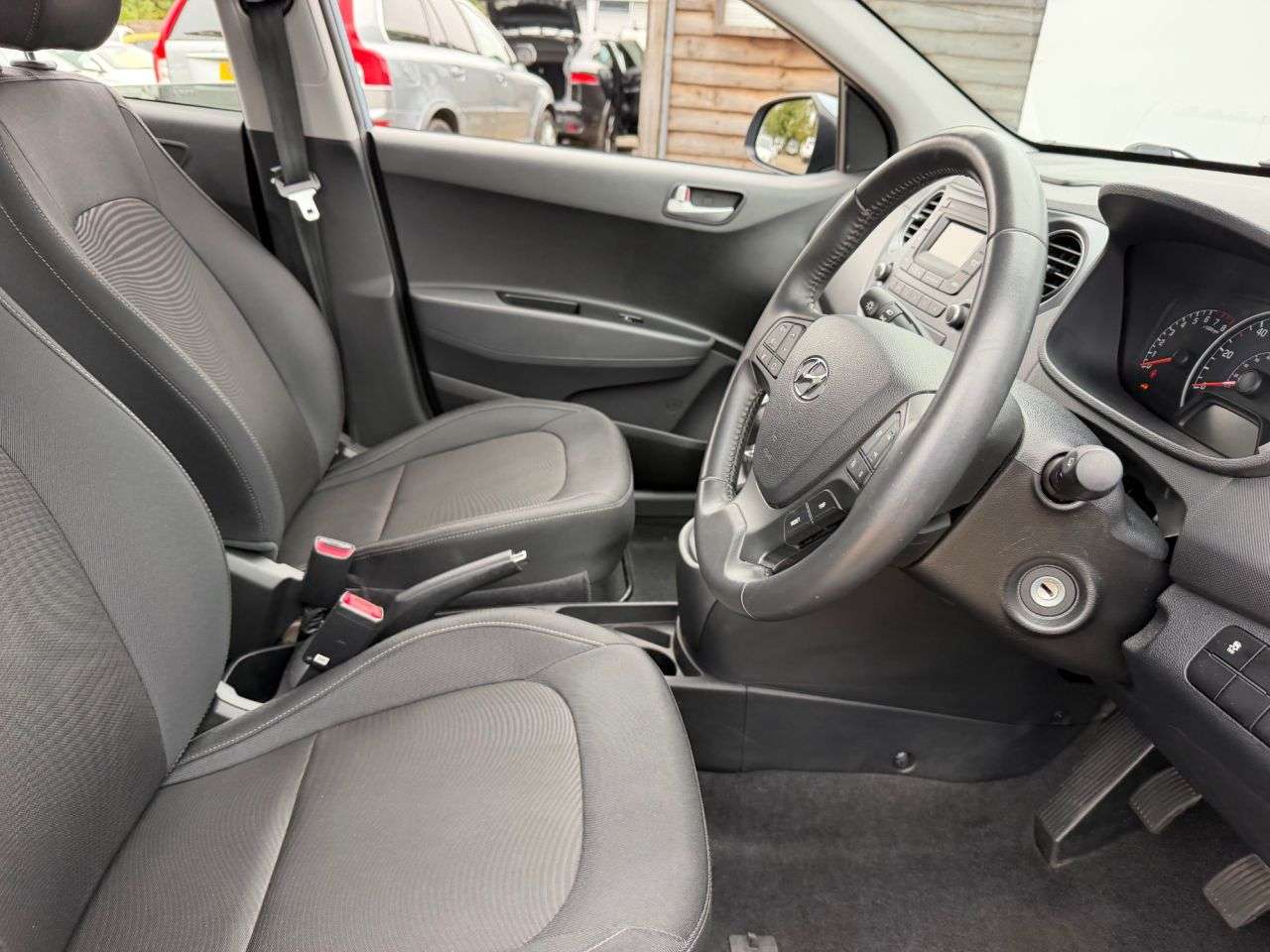 2017 HYUNDAI I10 2017 HYUNDAI I10