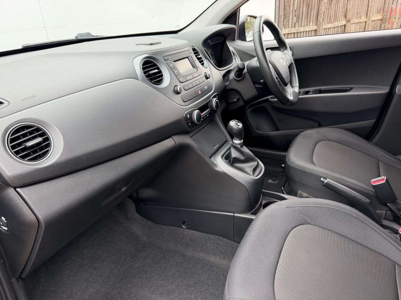 2017 HYUNDAI I10 2017 HYUNDAI I10