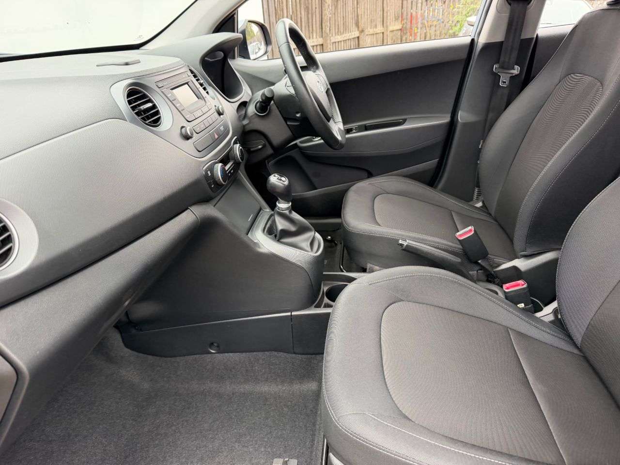 2017 HYUNDAI I10 2017 HYUNDAI I10