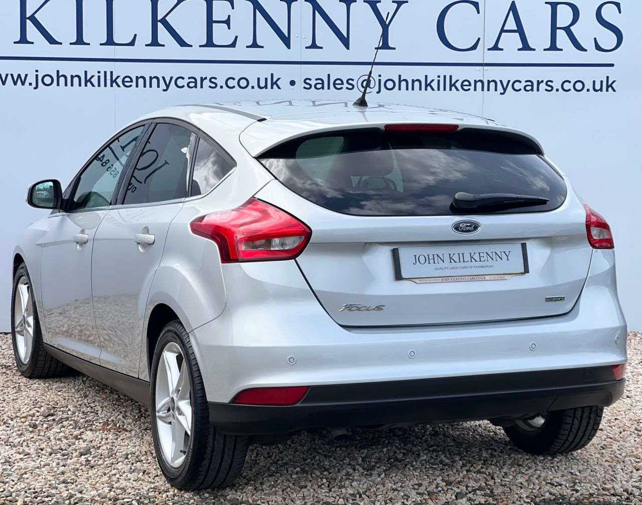 A 2017 FORD FOCUS 1.0T EcoBoost Titanium Hatchback 5dr Petrol Manual Euro 6 (s/s) (125 ps) A 2017 FORD FOCUS 1.0T EcoBoost Titanium Hatchback 5dr Petrol Manual Euro 6 (s/s) (125 ps)