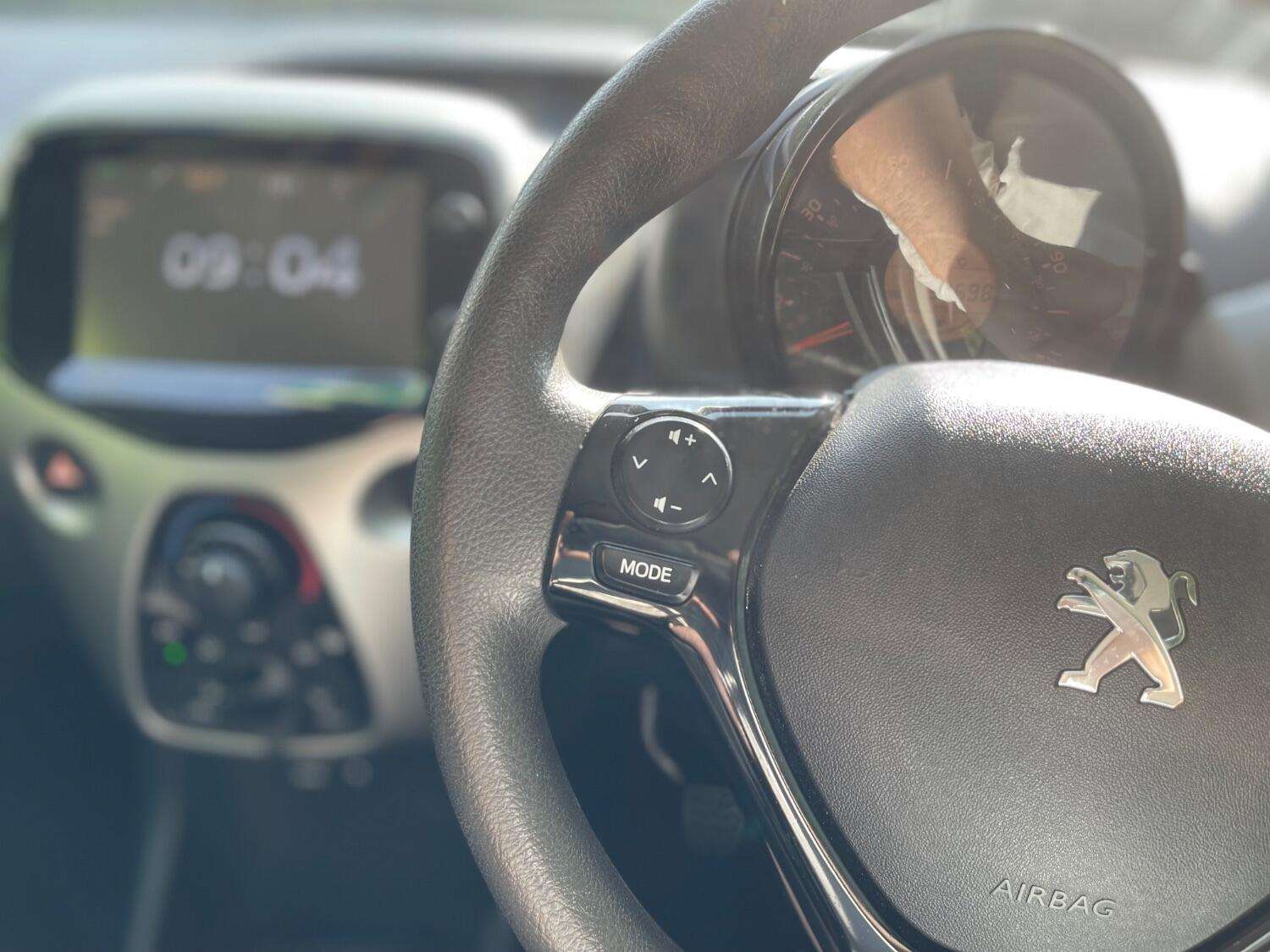 2017 PEUGEOT 108 2017 PEUGEOT 108