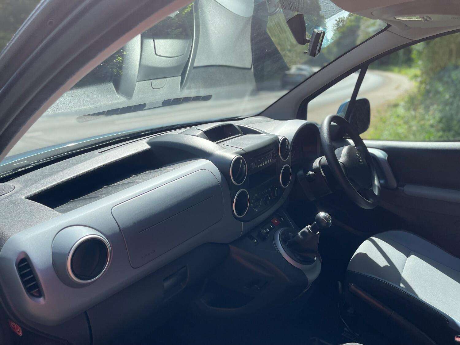 2013 PEUGEOT PARTNER TEPEE 2013 PEUGEOT PARTNER TEPEE