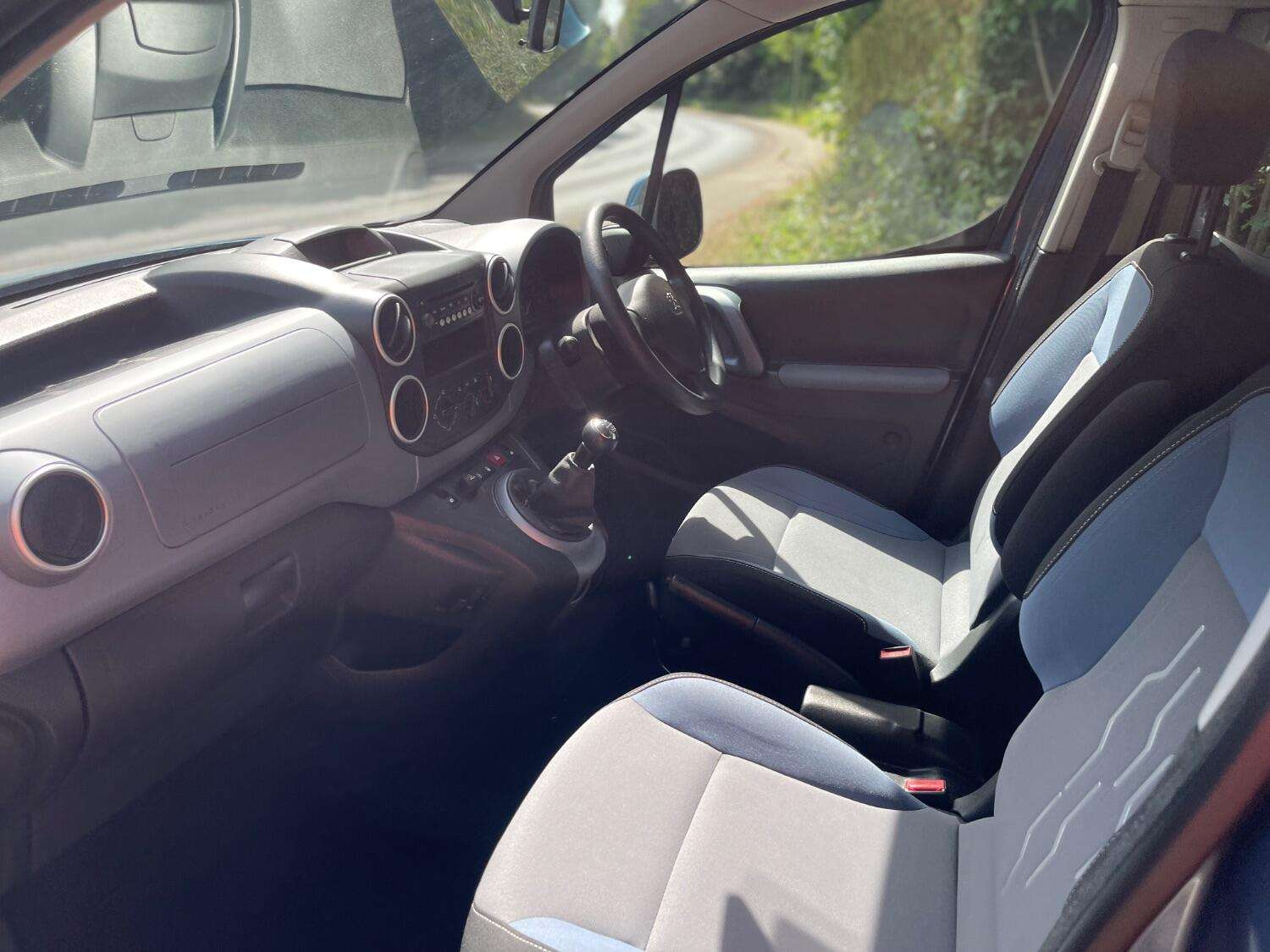 2013 PEUGEOT PARTNER TEPEE 2013 PEUGEOT PARTNER TEPEE