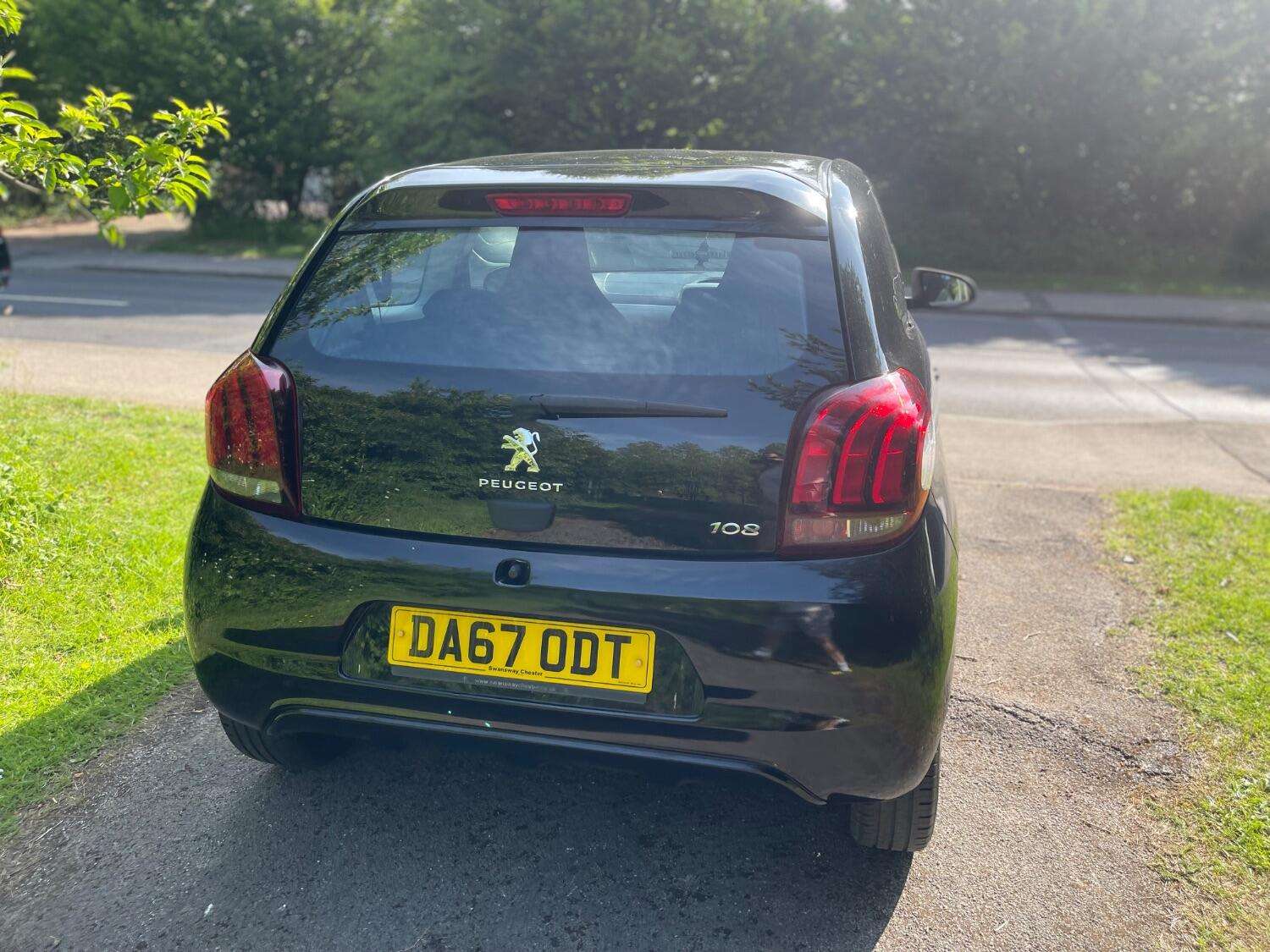 2017 PEUGEOT 108 2017 PEUGEOT 108