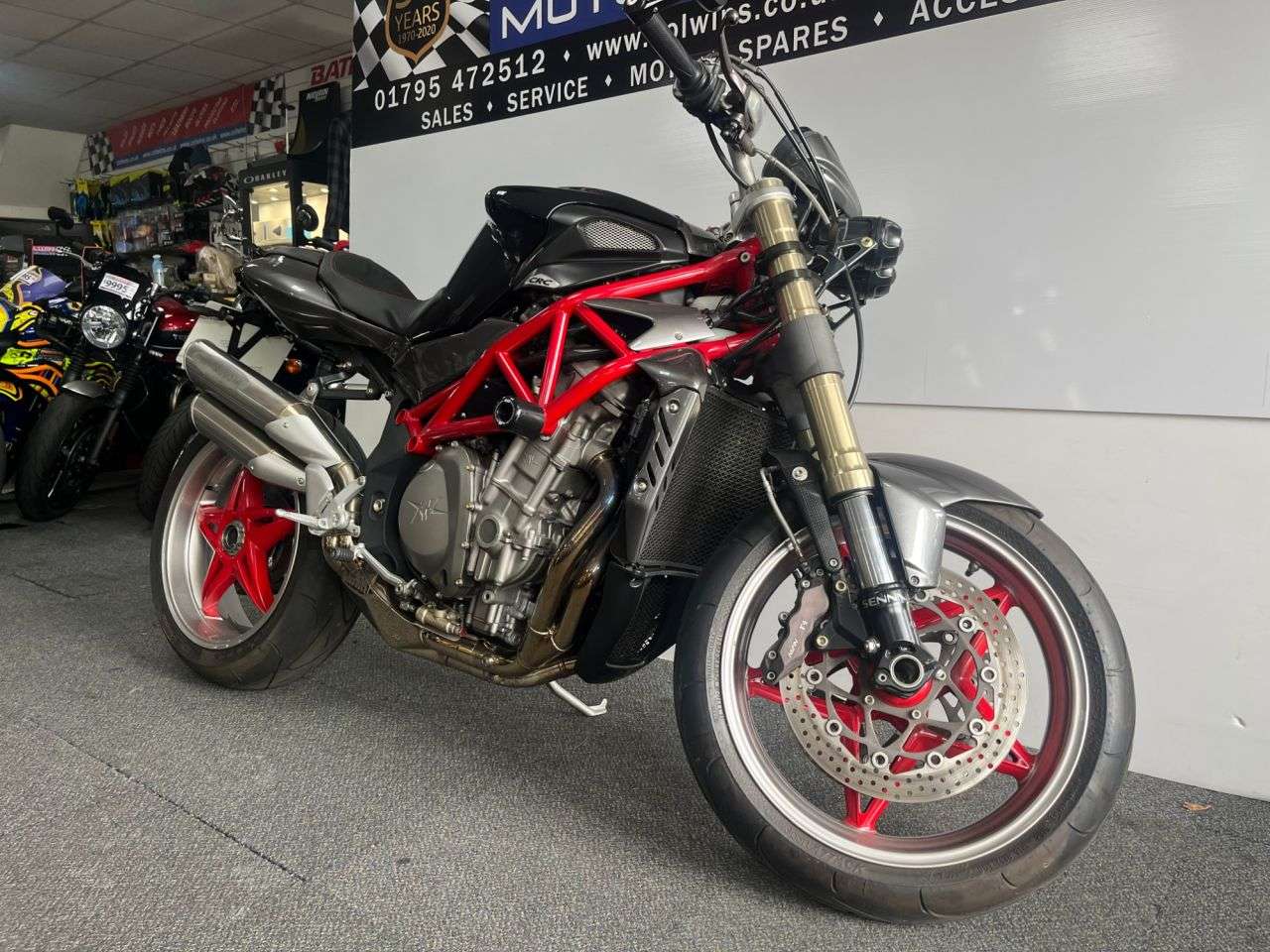2006 MV AGUSTA BRUTALE 910 2006 MV AGUSTA BRUTALE 910