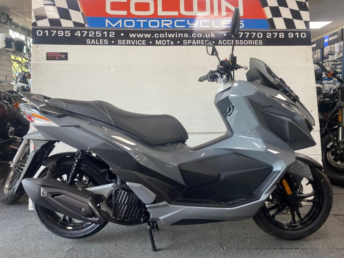 Check out this Sym Jet X 125 1957 Petrol Automatic