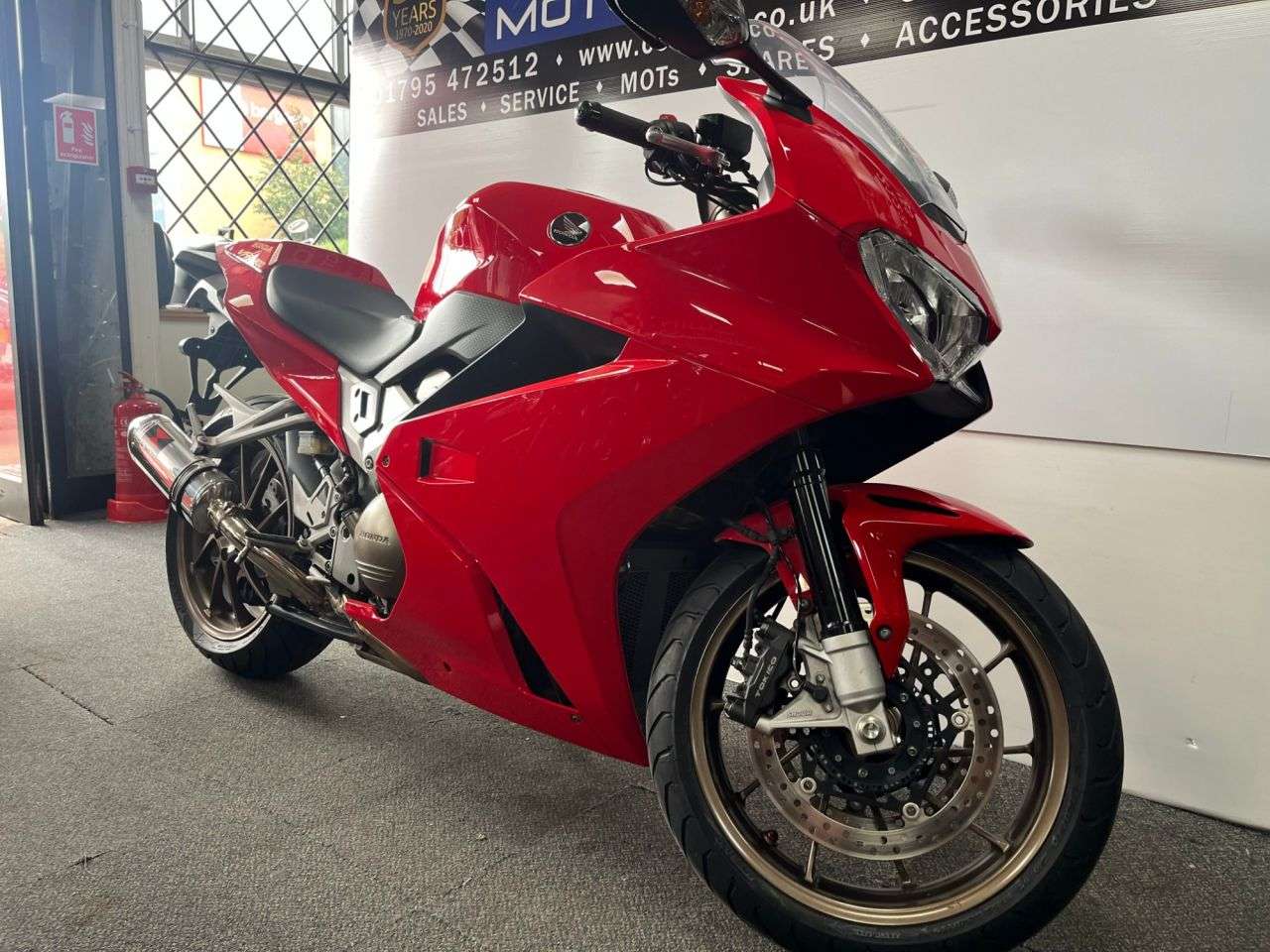 2014 HONDA VFR800F 2014 HONDA VFR800F