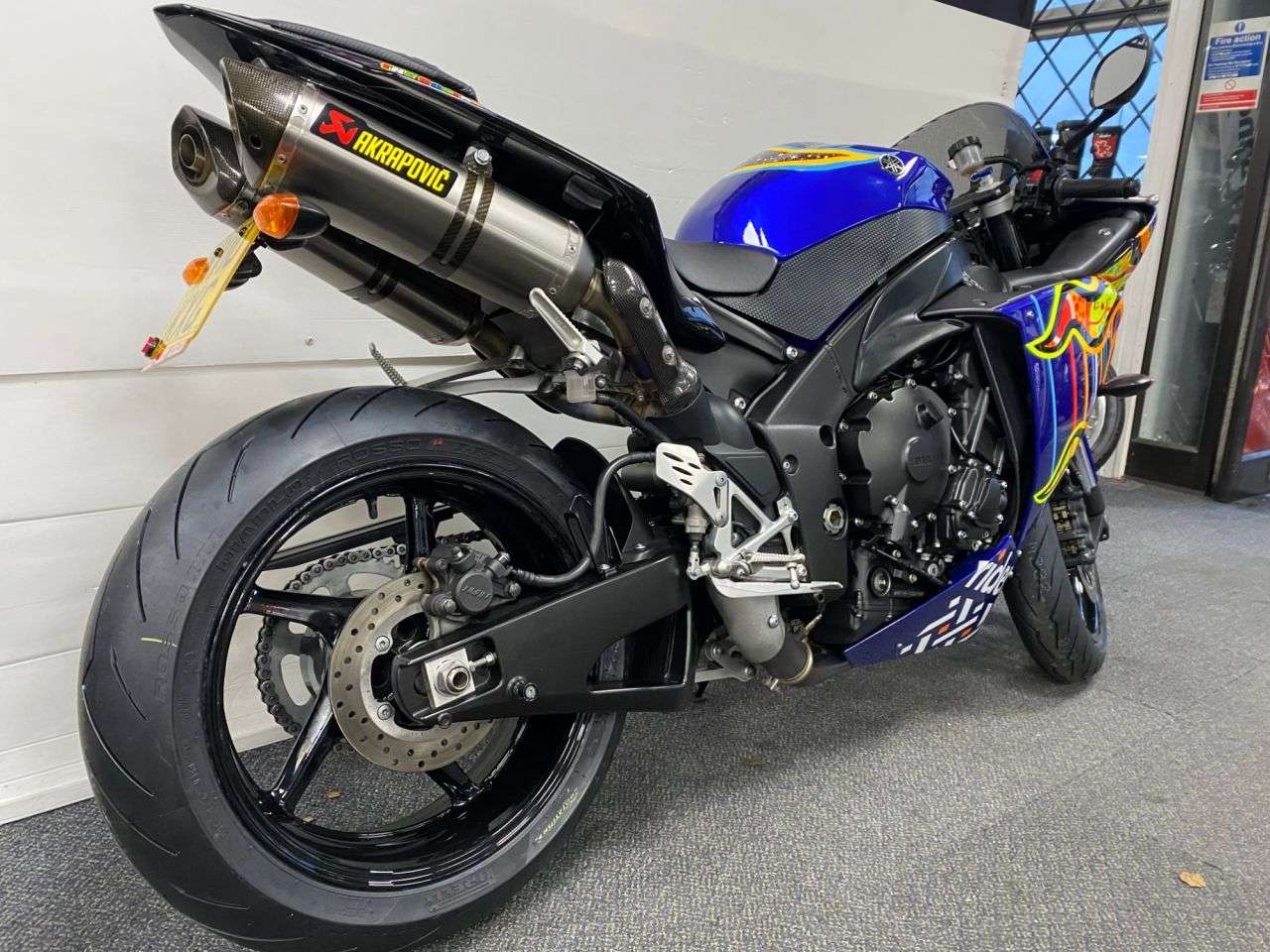 2010 YAMAHA R1 2010 YAMAHA R1