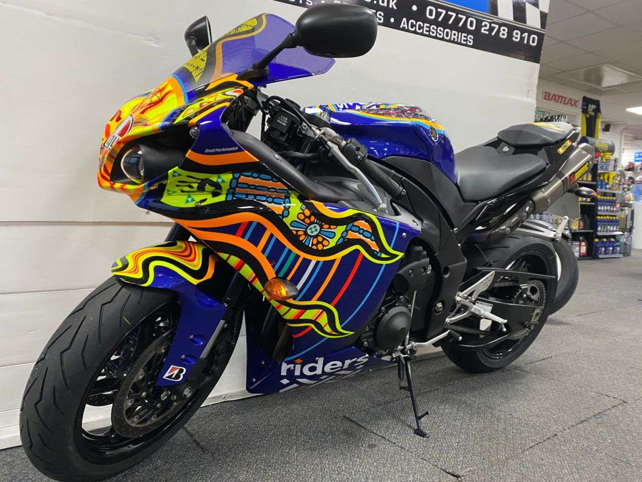 2010 YAMAHA R1 2010 YAMAHA R1