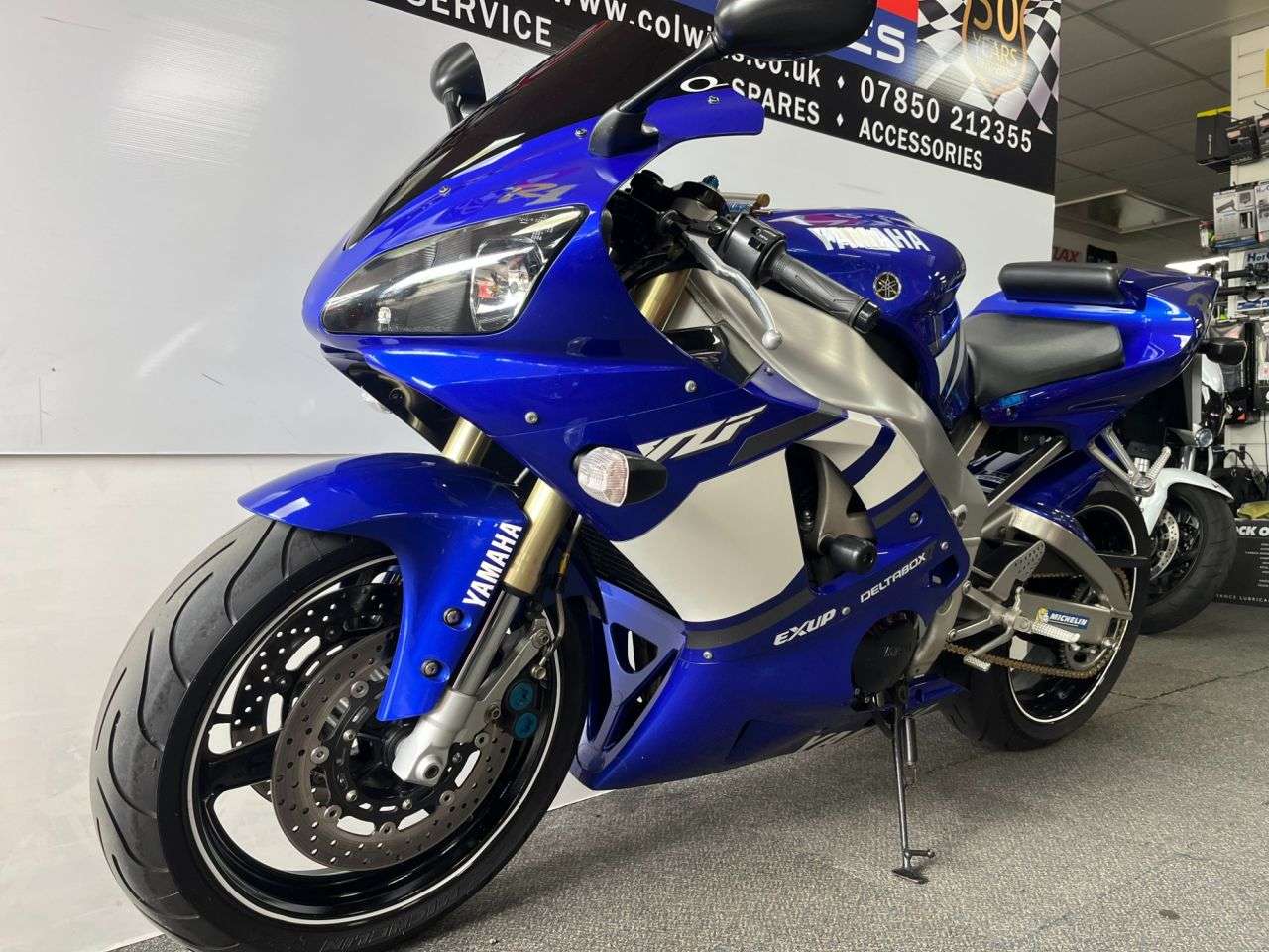 2002 YAMAHA R1 2002 YAMAHA R1