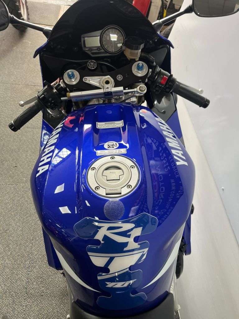 2002 YAMAHA R1 2002 YAMAHA R1