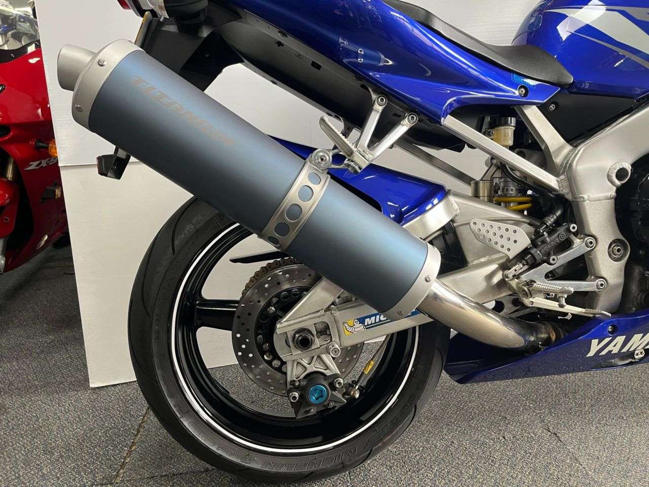 2002 YAMAHA R1 2002 YAMAHA R1