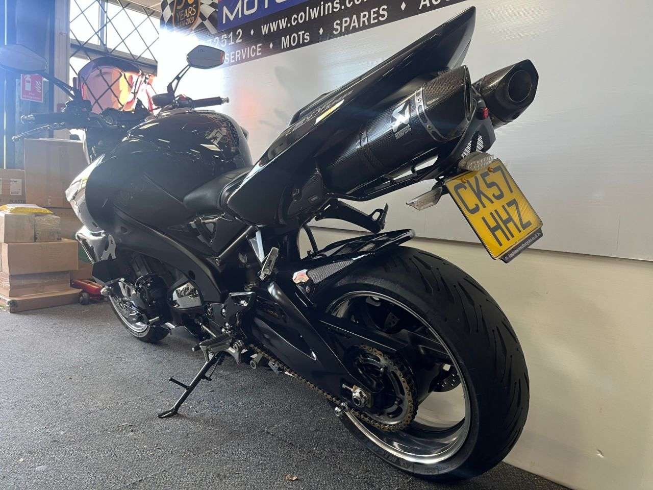 2007 SUZUKI GSX1300 B-KING 2007 SUZUKI GSX1300 B-KING