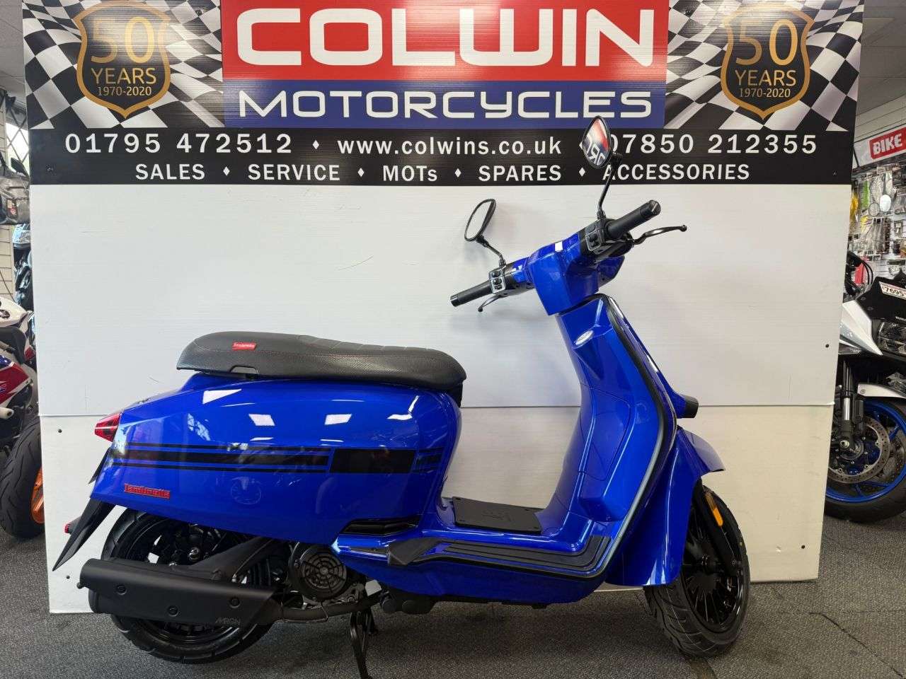 null LAMBRETTA V-125 SPECIAL E5 null LAMBRETTA V-125 SPECIAL E5