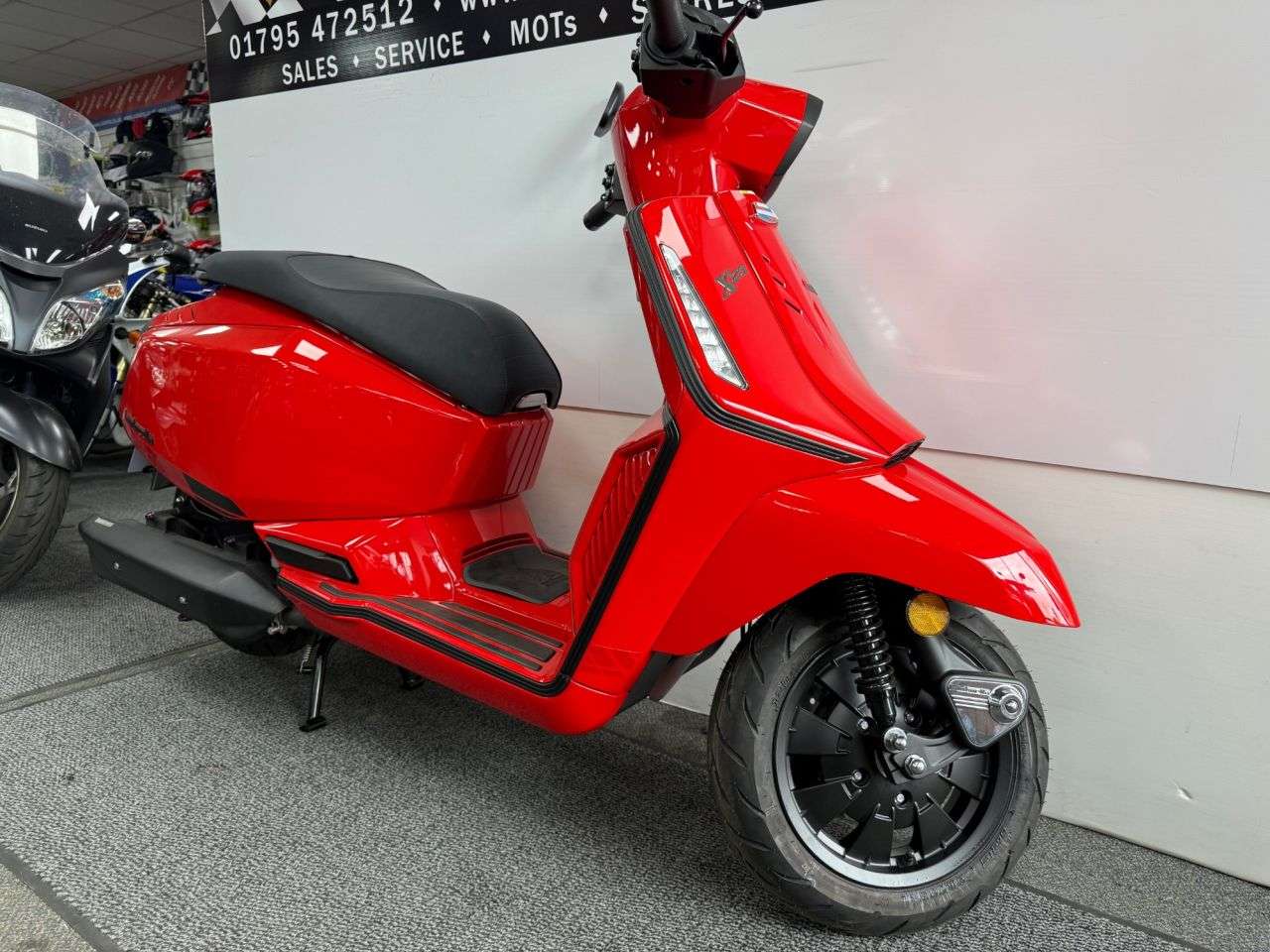 null LAMBRETTA X 125 null LAMBRETTA X 125