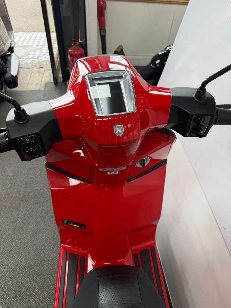 null LAMBRETTA X 125 null LAMBRETTA X 125