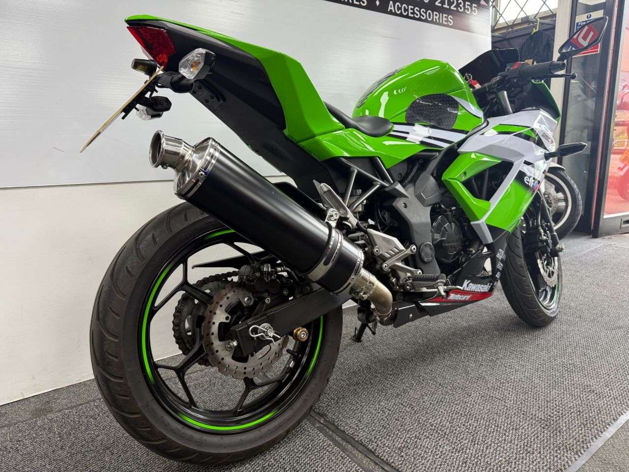 2015 KAWASAKI NINJA 250SL 2015 KAWASAKI NINJA 250SL