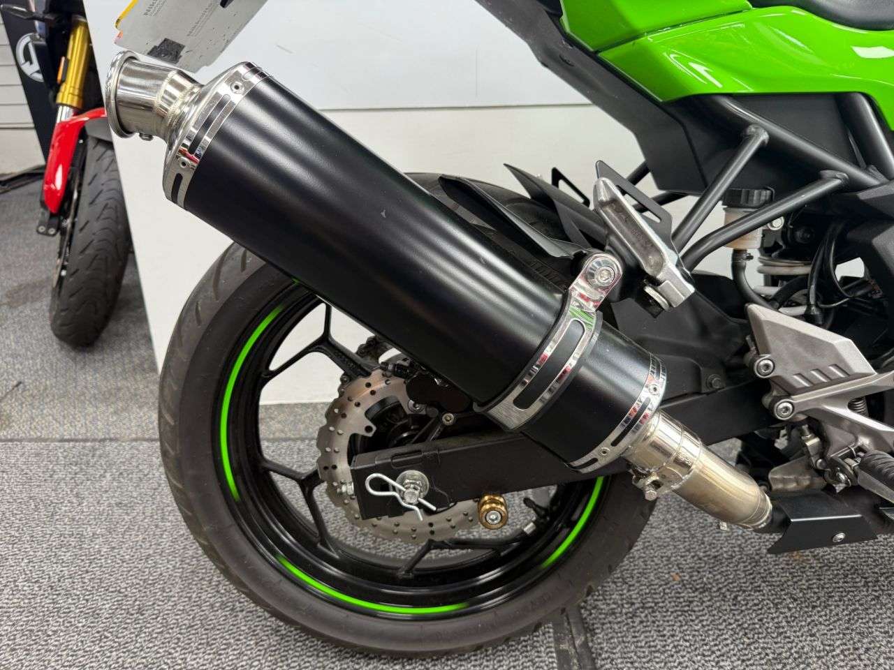 2015 KAWASAKI NINJA 250SL 2015 KAWASAKI NINJA 250SL