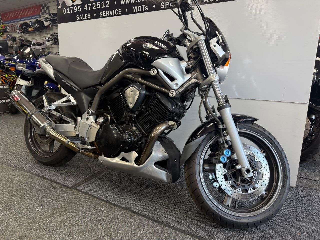 2004 YAMAHA BT1100 2004 YAMAHA BT1100