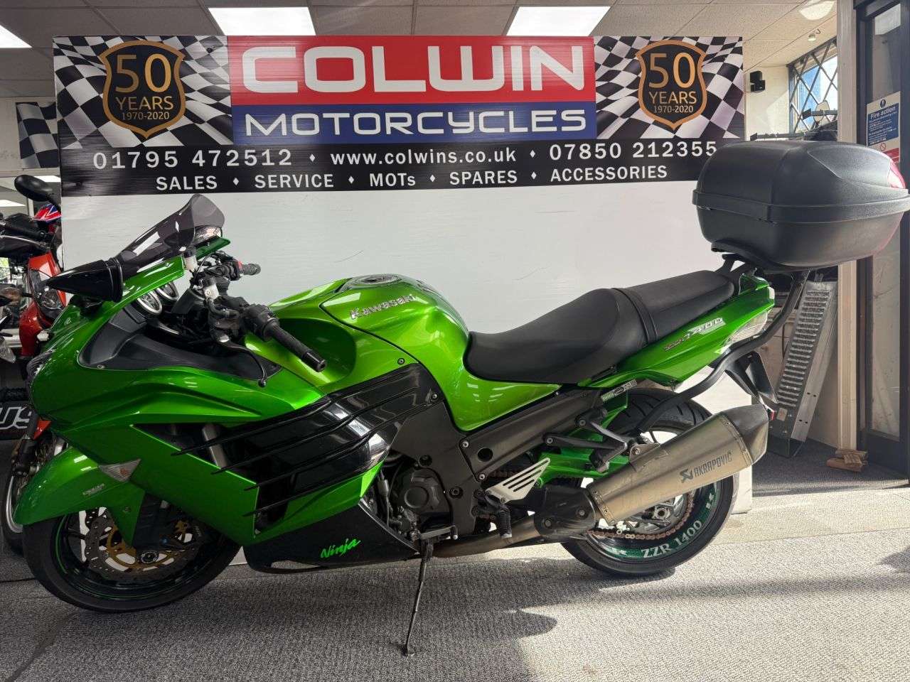 2014 KAWASAKI ZZR1400 2014 KAWASAKI ZZR1400