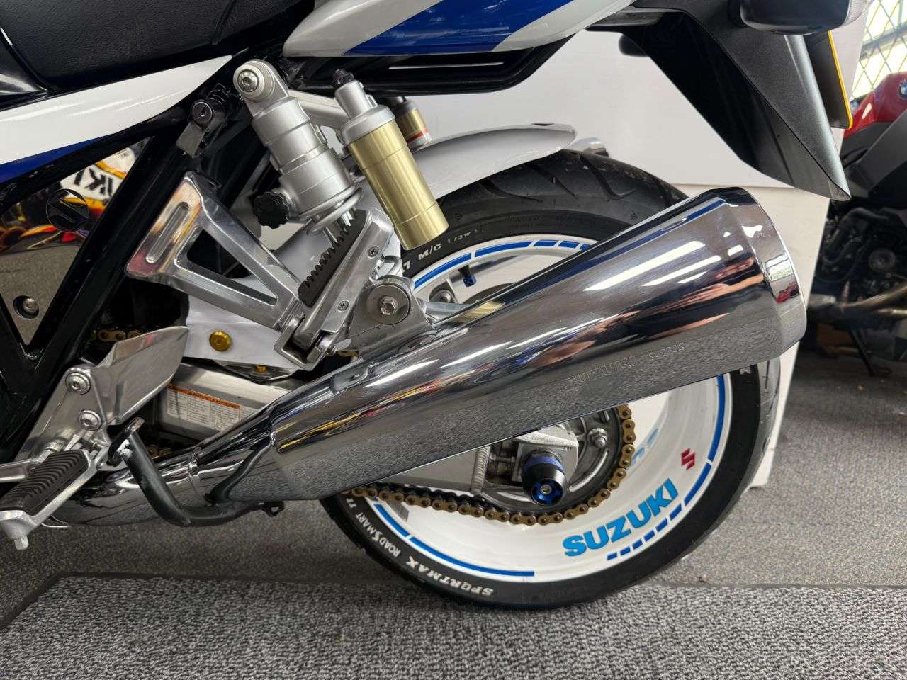 2002 SUZUKI GSX1400 2002 SUZUKI GSX1400