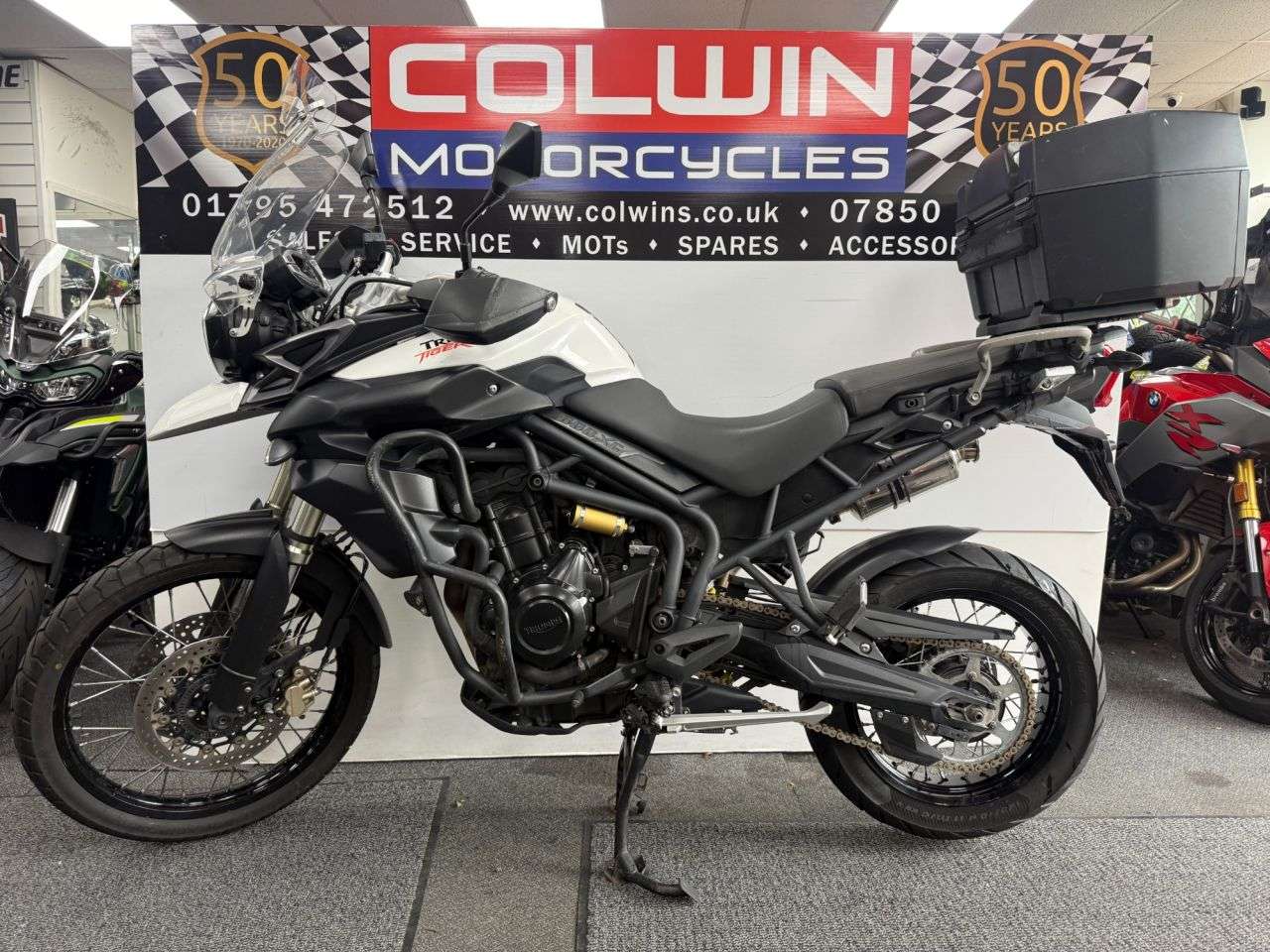 2013 TRIUMPH TIGER 800 2013 TRIUMPH TIGER 800