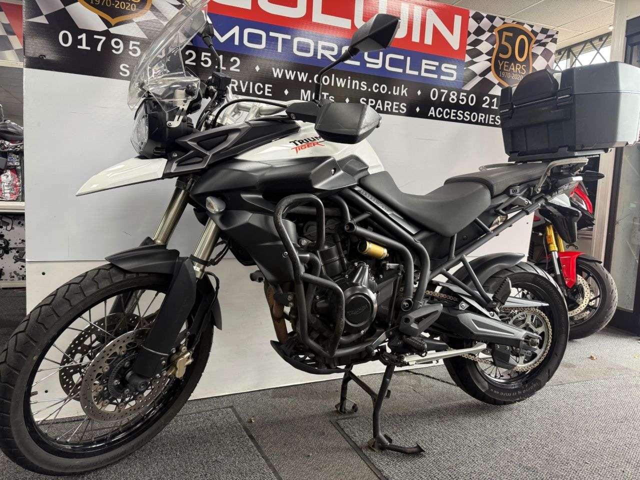 2013 TRIUMPH TIGER 800 2013 TRIUMPH TIGER 800
