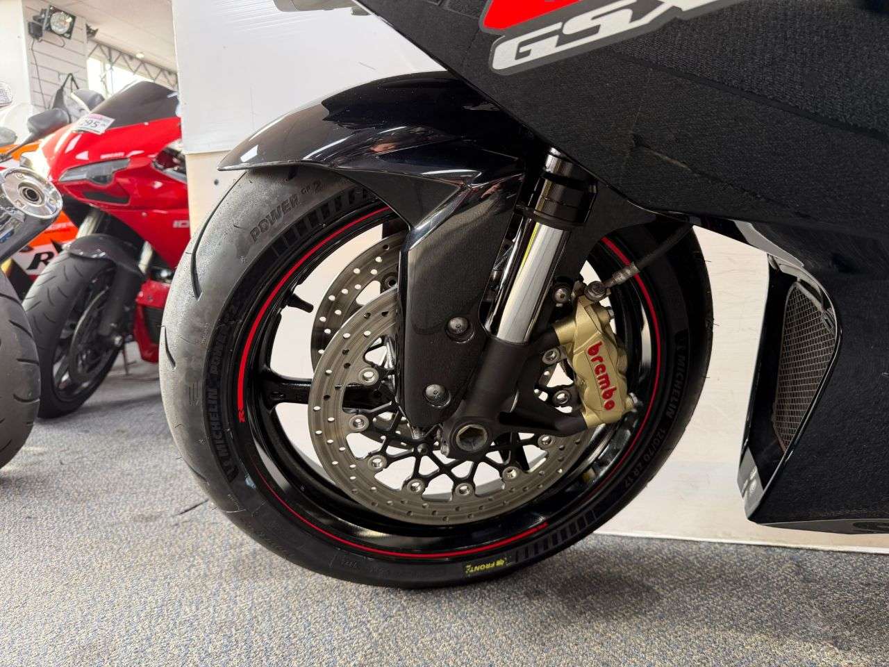 2015 SUZUKI GSX-R1000 2015 SUZUKI GSX-R1000