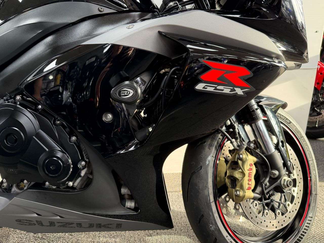 2015 SUZUKI GSX-R1000 2015 SUZUKI GSX-R1000