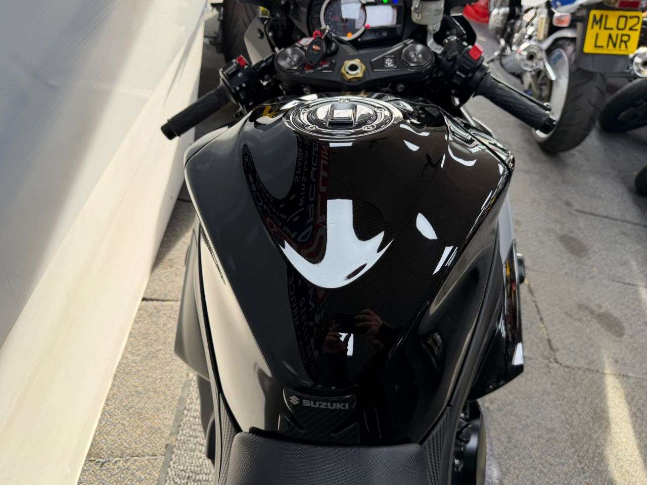 2015 SUZUKI GSX-R1000 2015 SUZUKI GSX-R1000