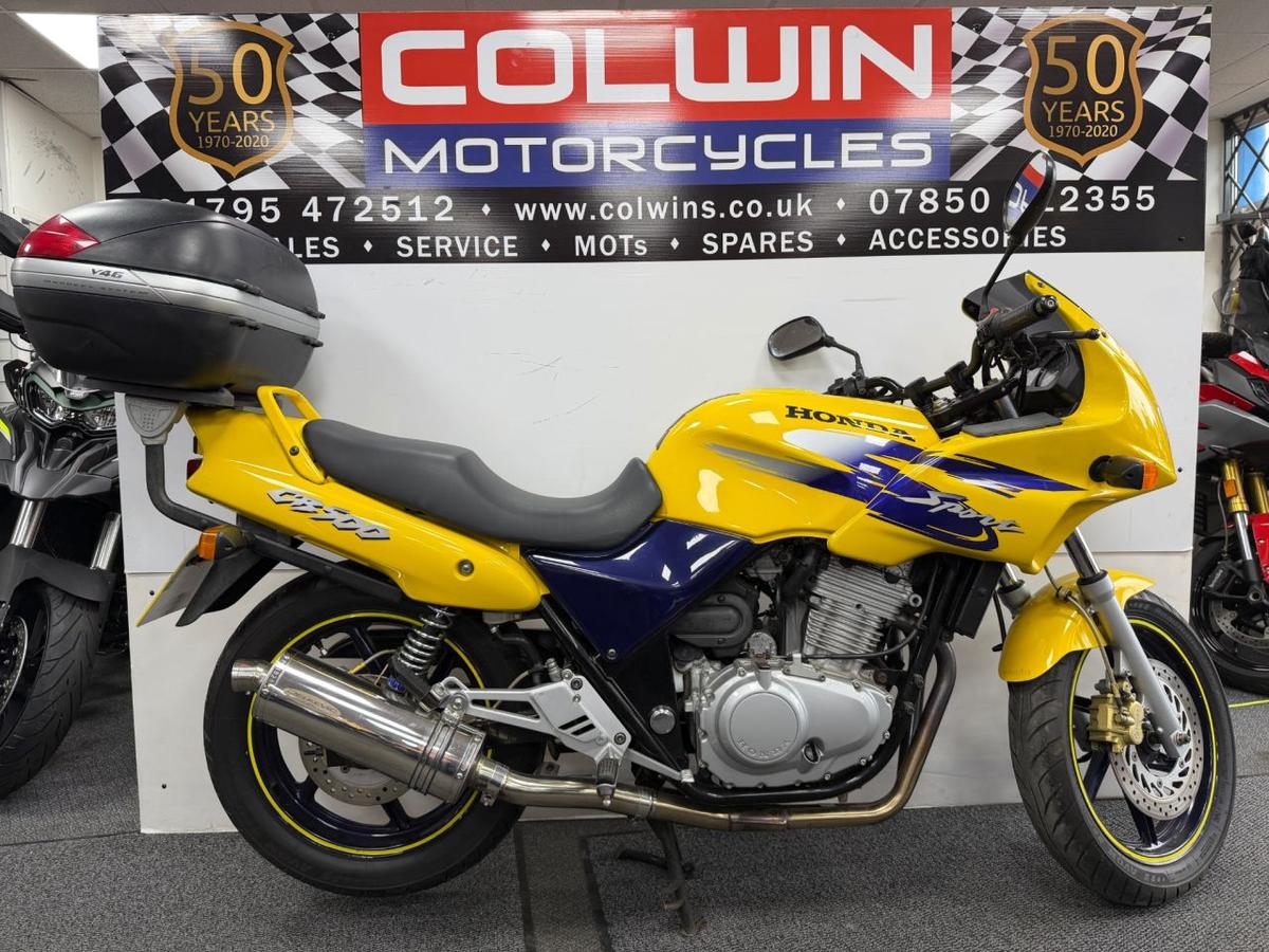 Check out this Honda Cb500 1999 Petrol Manual