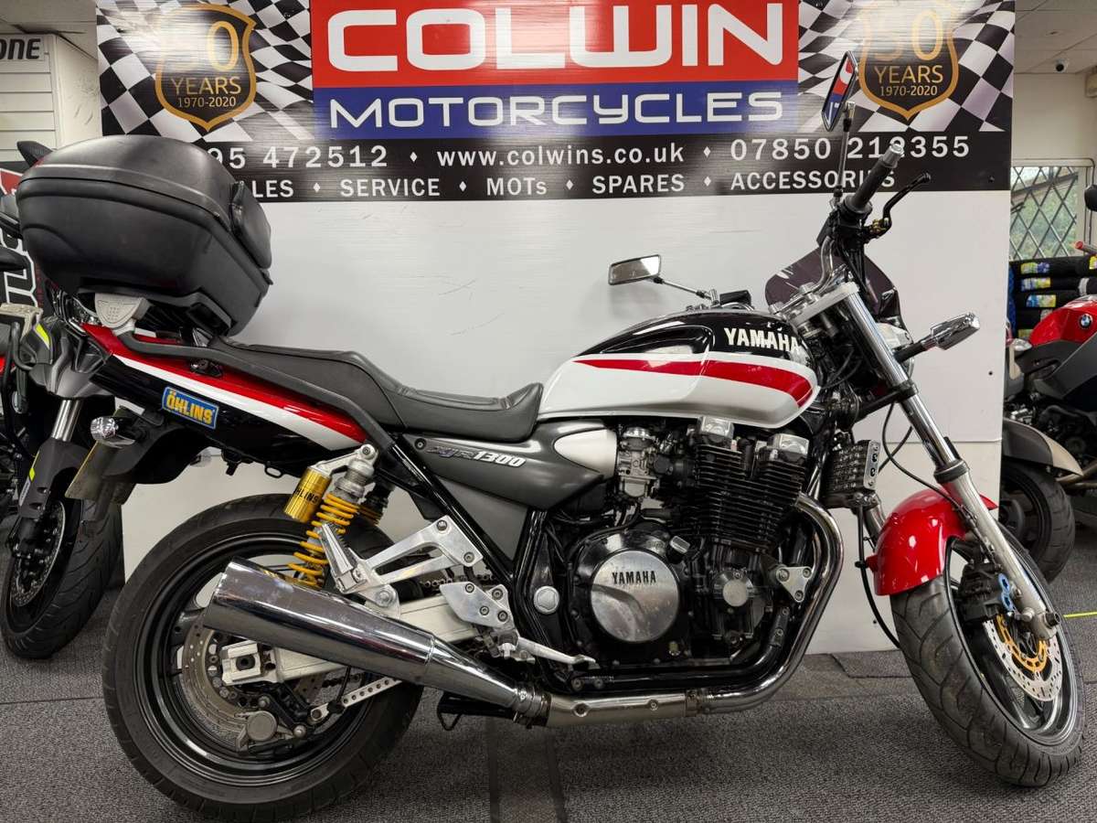 Check out this Yamaha Xjr1300 1999 Petrol Manual