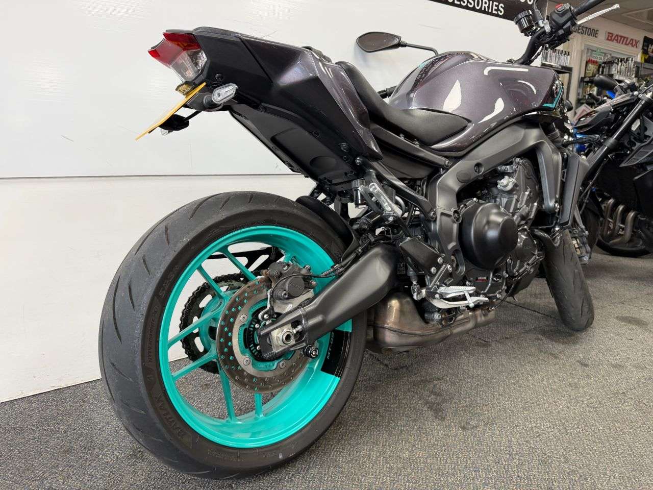 2024 YAMAHA MT-09 2024 YAMAHA MT-09