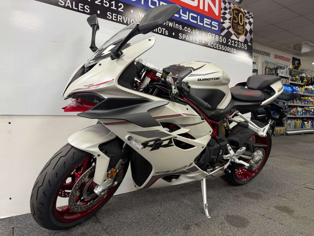 null QJMOTOR SRK 921 RR null QJMOTOR SRK 921 RR