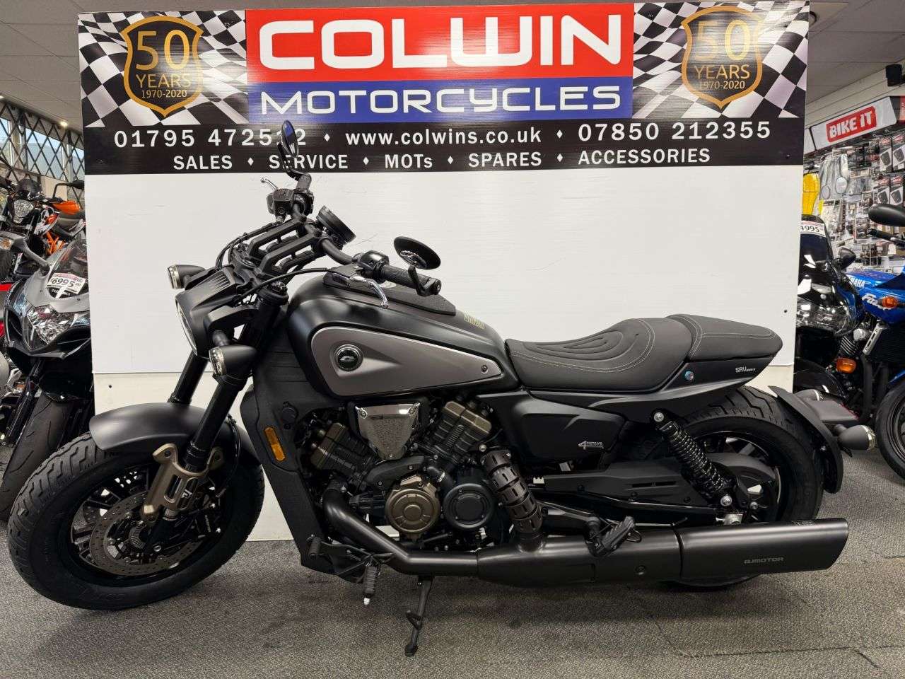 null QJMOTOR SRV 600 V null QJMOTOR SRV 600 V