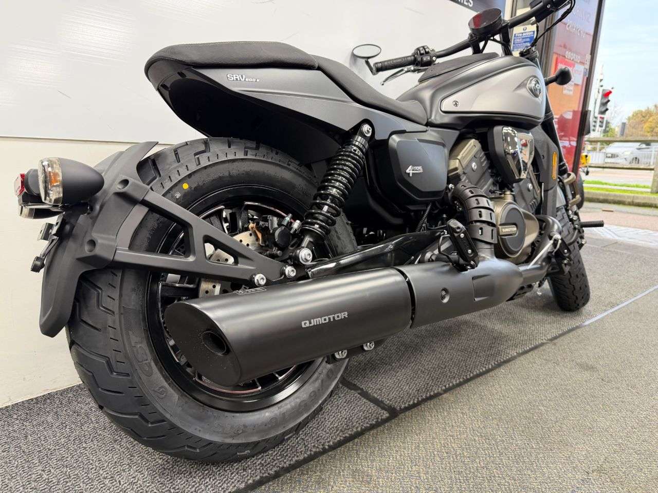 null QJMOTOR SRV 600 V null QJMOTOR SRV 600 V