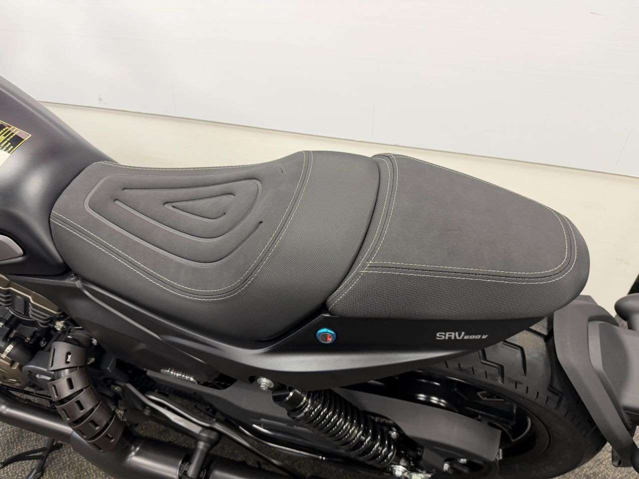 null QJMOTOR SRV 600 V null QJMOTOR SRV 600 V