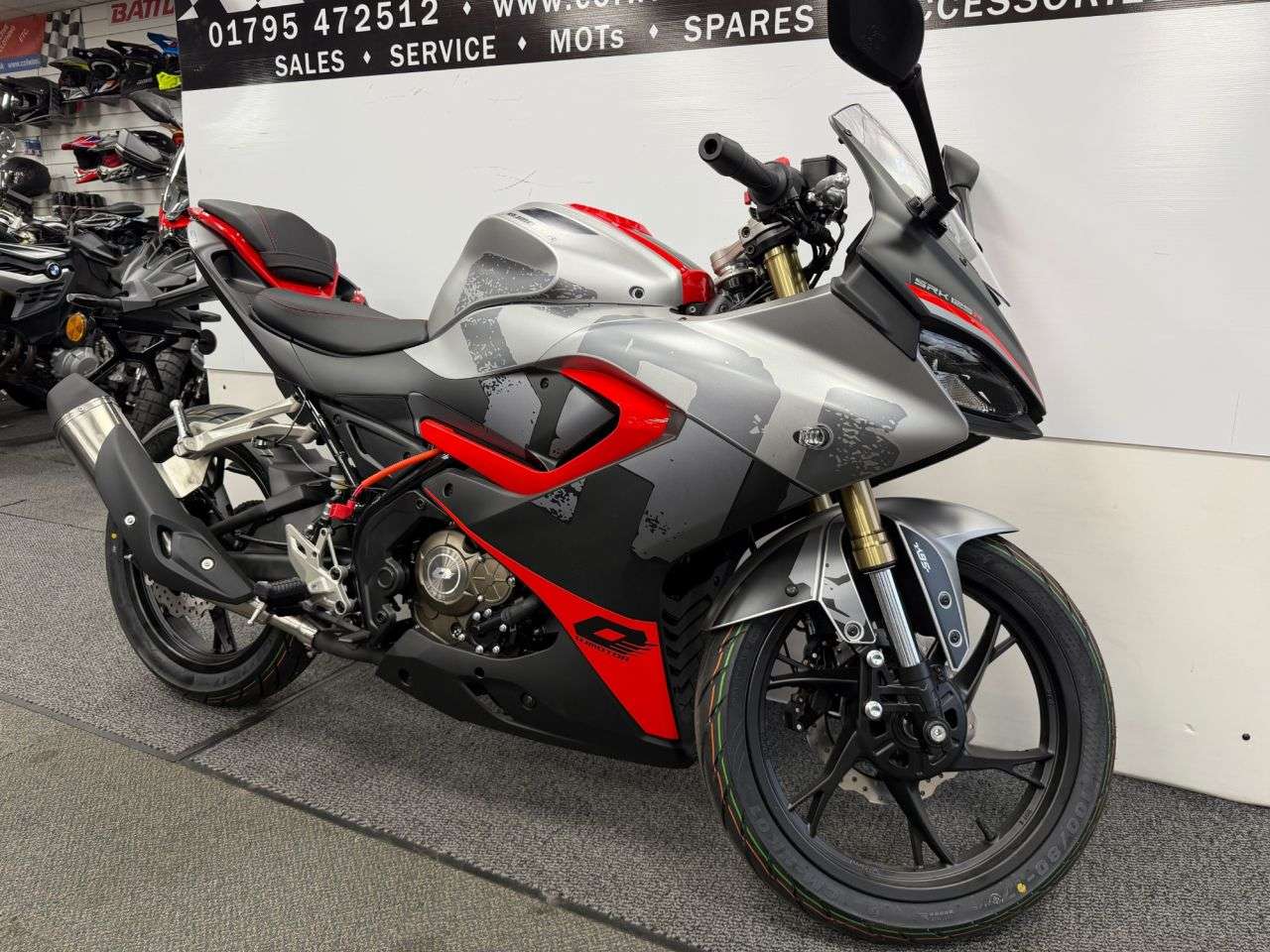 1977 QJMOTOR SRK 125 R 1977 QJMOTOR SRK 125 R