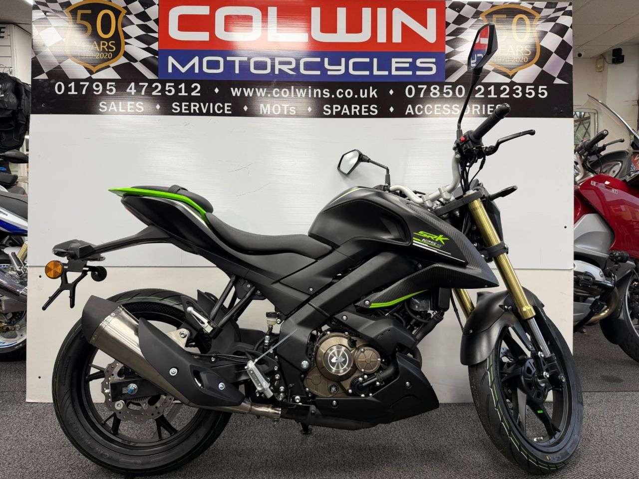 null QJMOTOR SRK 125 S null QJMOTOR SRK 125 S