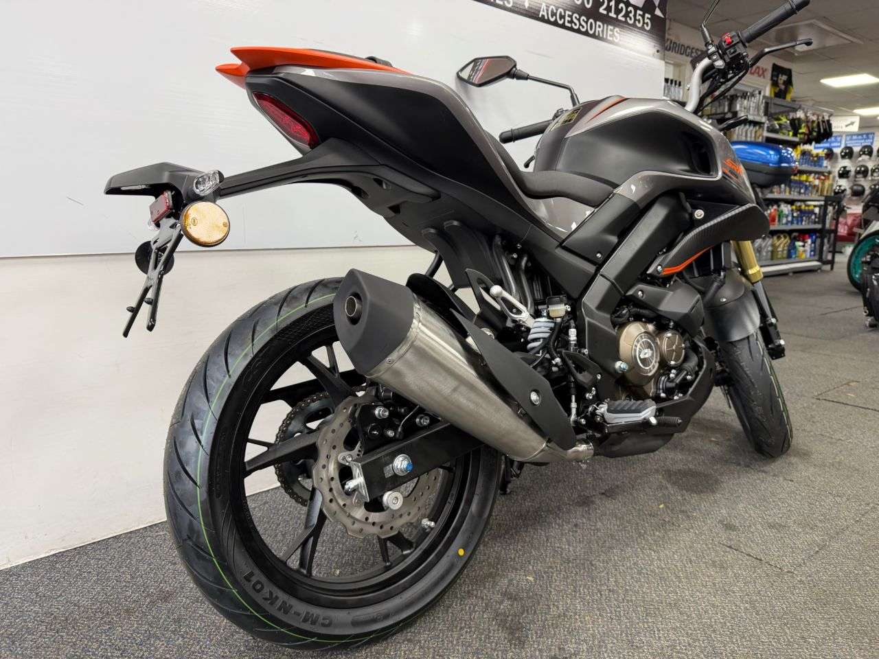 null QJMOTOR SRK 125 S null QJMOTOR SRK 125 S