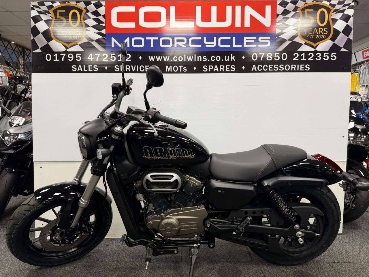 null QJMOTOR SRV 125 null QJMOTOR SRV 125