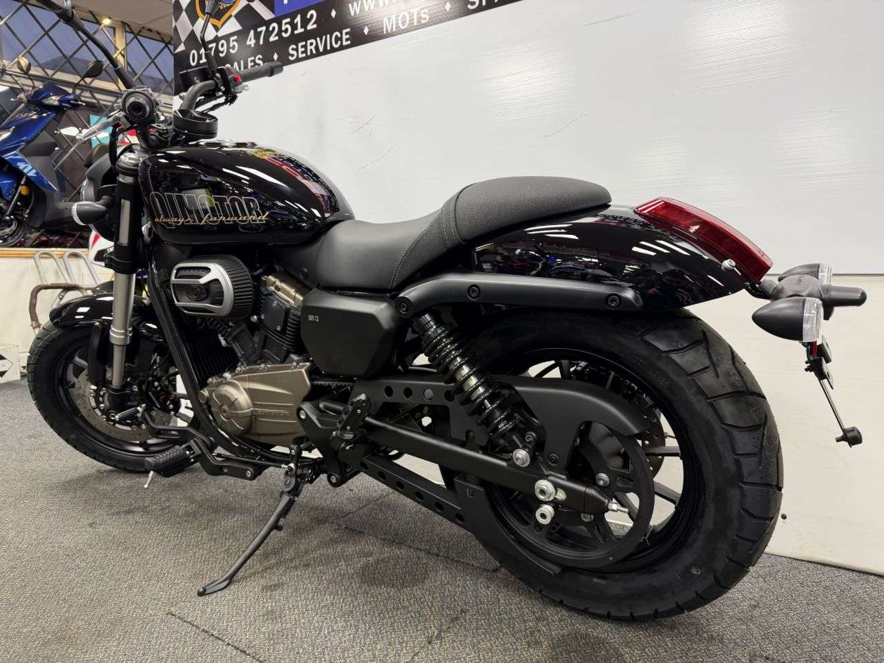 null QJMOTOR SRV 125 null QJMOTOR SRV 125