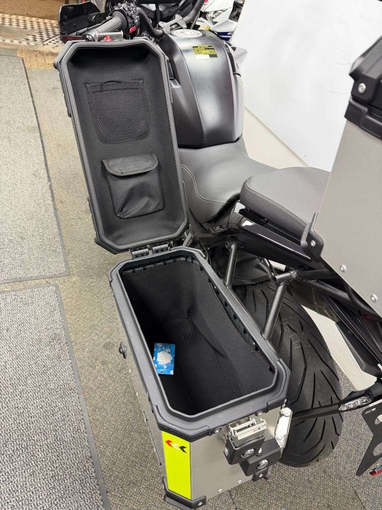 null QJMOTOR SRT 900 S null QJMOTOR SRT 900 S