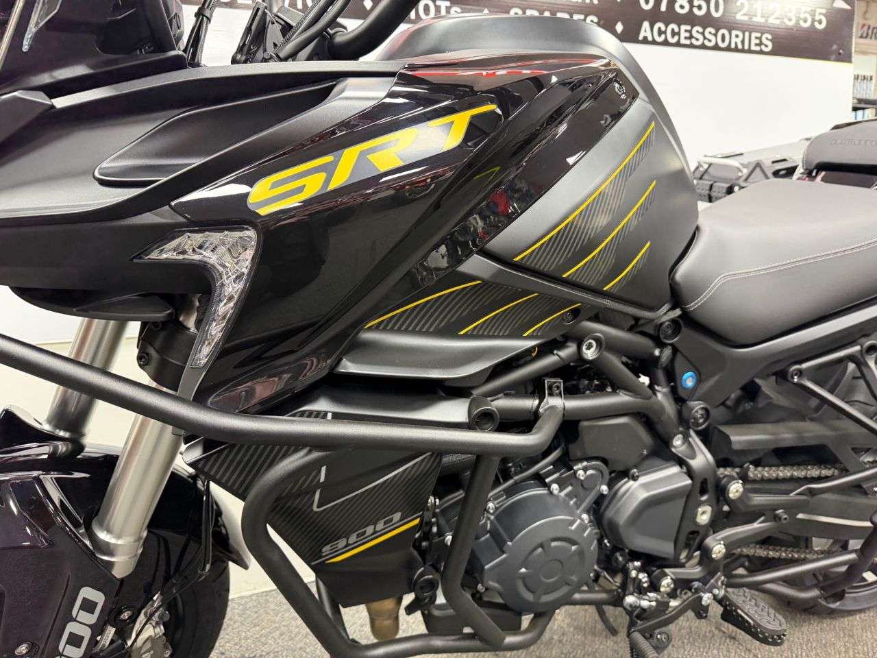 null QJMOTOR SRT 900 S null QJMOTOR SRT 900 S