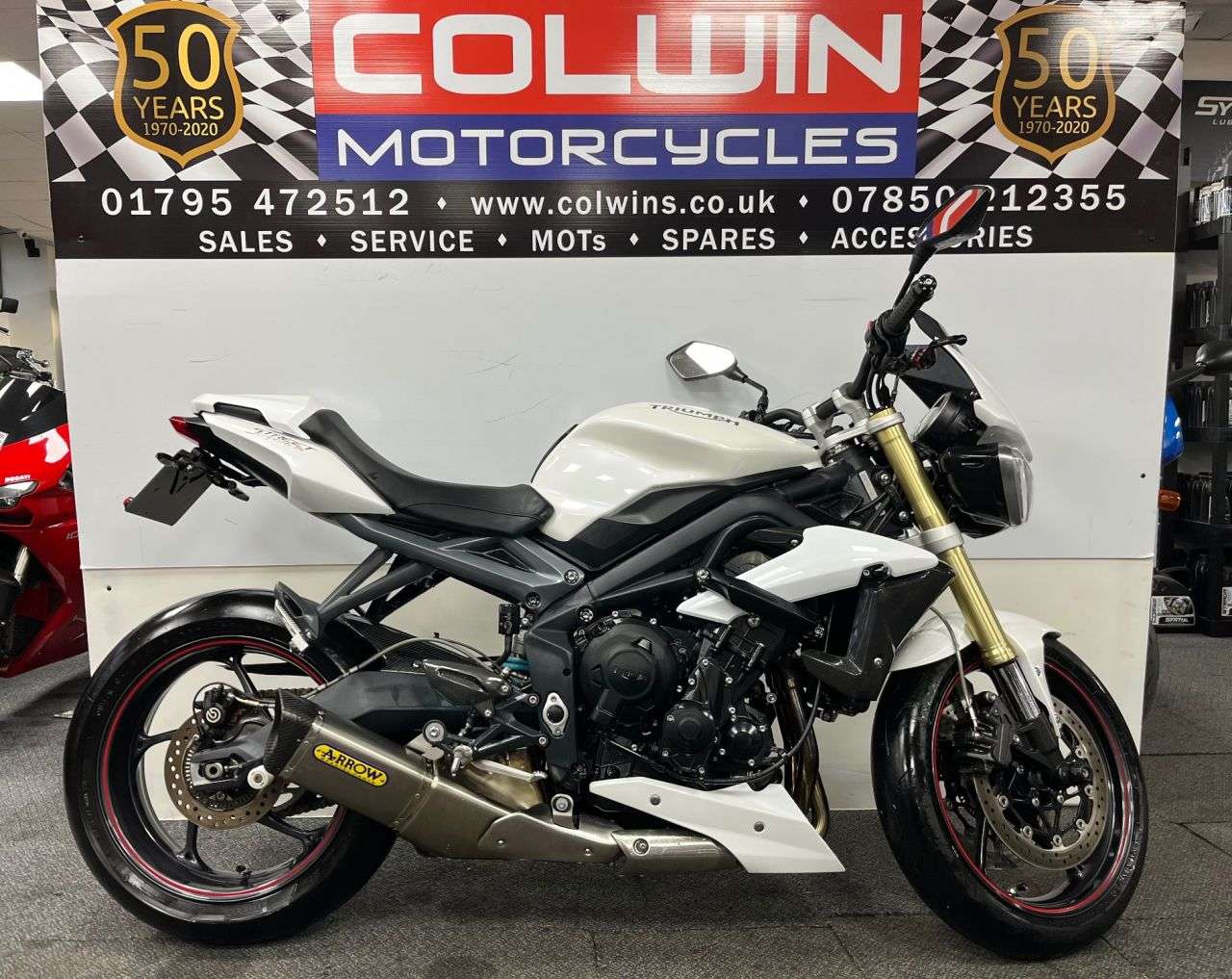 A 2016 TRIUMPH STREET TRIPLE 675 675 O ring (106 ps) A 2016 TRIUMPH STREET TRIPLE 675 675 O ring (106 ps)